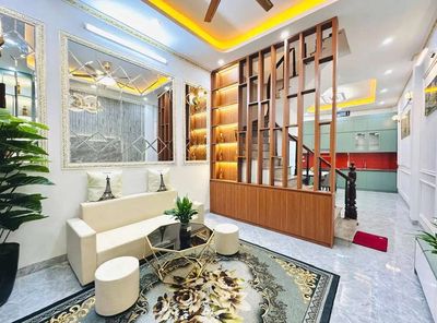 SIÊU HIẾM CẦU GIẤY - NHÀ ĐẸP FULL NỘI THẤT - NHỈNH 6 TỶ X 30M2 X 5T. Mua bán nhà ở tại Quận Cầu Giấy Hà Nội được đăng bởi Chung Nguyen