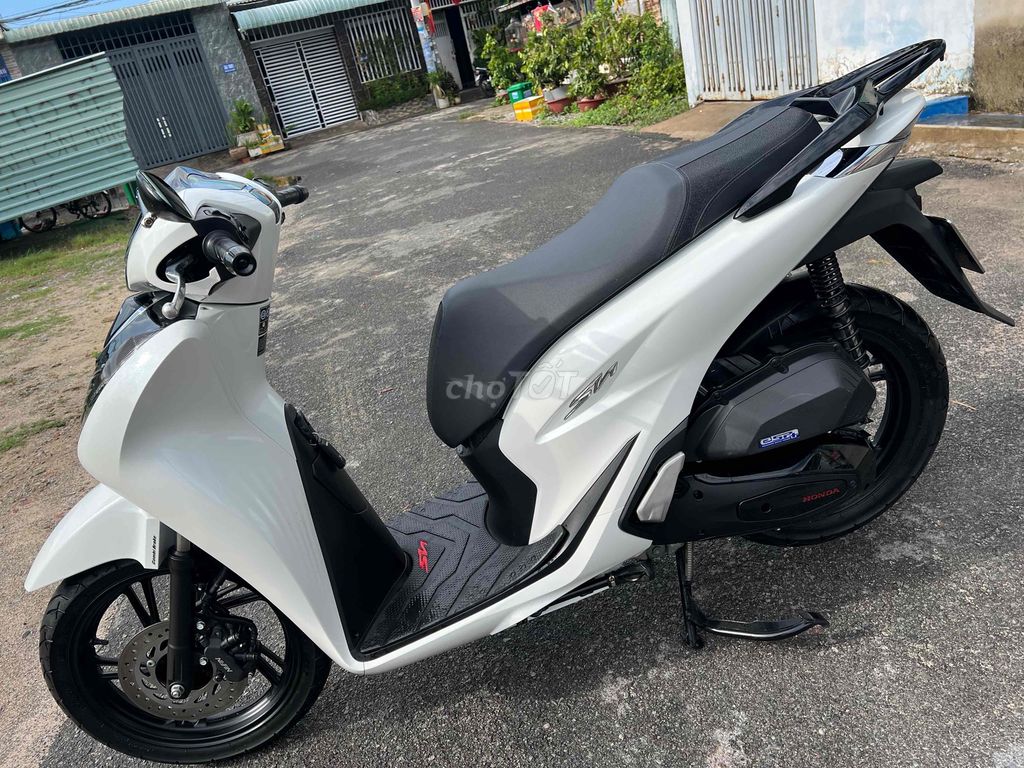 Honda SH125i 2023 белый