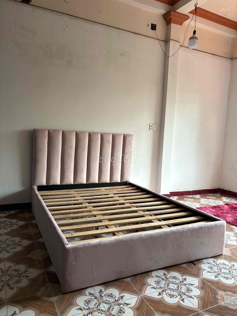 Giường Vải nhung Hồng 1m6. Mua bán Giường, chăn ga gối nệm tại Quận Tân Phú Tp Hồ Chí Minh được đăng bởi Ghế Sofa Giá Rẻ hình 1