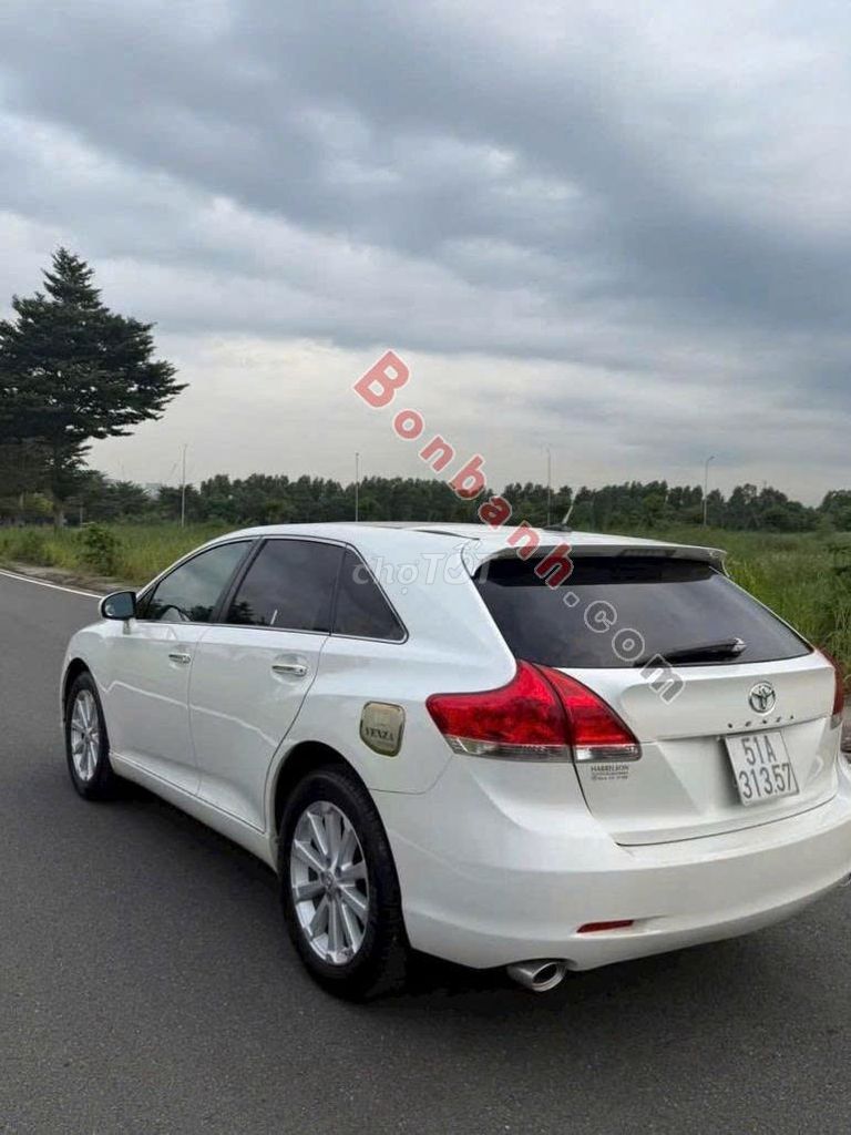 Toyota Venza 2.7 2009 – Nhập Mỹ, Sang Trọng. Mua bán Ô tô tại Thành phố Thủ Dầu Một Bình Dương được đăng bởi Quân Trần hình 2