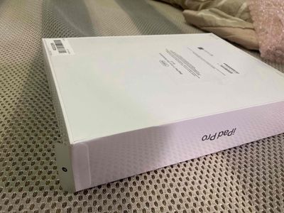 Ipad pro m1 128g NEWSEAL. Mua bán Máy tính bảng tại Thành phố Thanh Hóa Thanh Hóa được đăng bởi Đức Huy