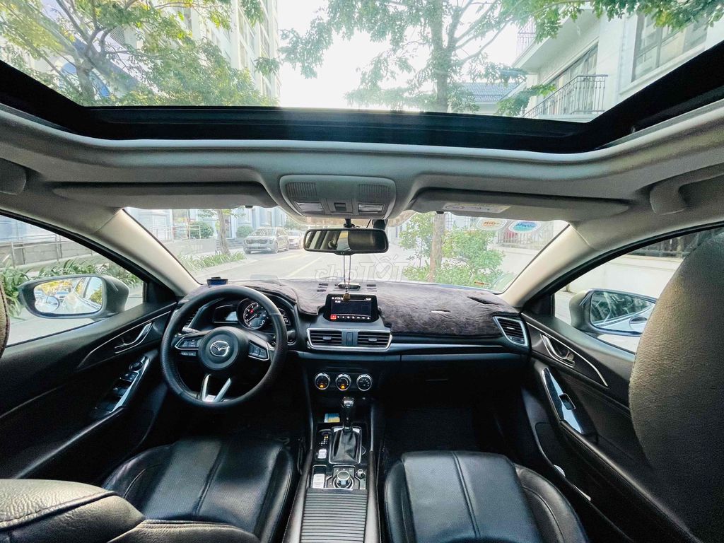 Mazda3 2018 bản cao cấp 2.0AT, 1 chủ từ đầu. Mua bán Ô tô tại Quận Bắc Từ Liêm Hà Nội được đăng bởi Đỗ Tiến Dũng hình 6