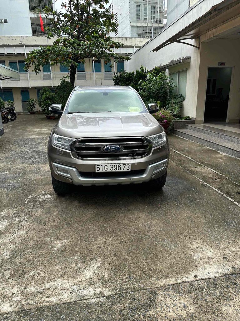 Ford Everest 2016 Titanium 2.2L 4x2 AT - 130000 km. Mua bán Ô tô tại Quận Tân Bình Tp Hồ Chí Minh được đăng bởi Do ba lam hình 9