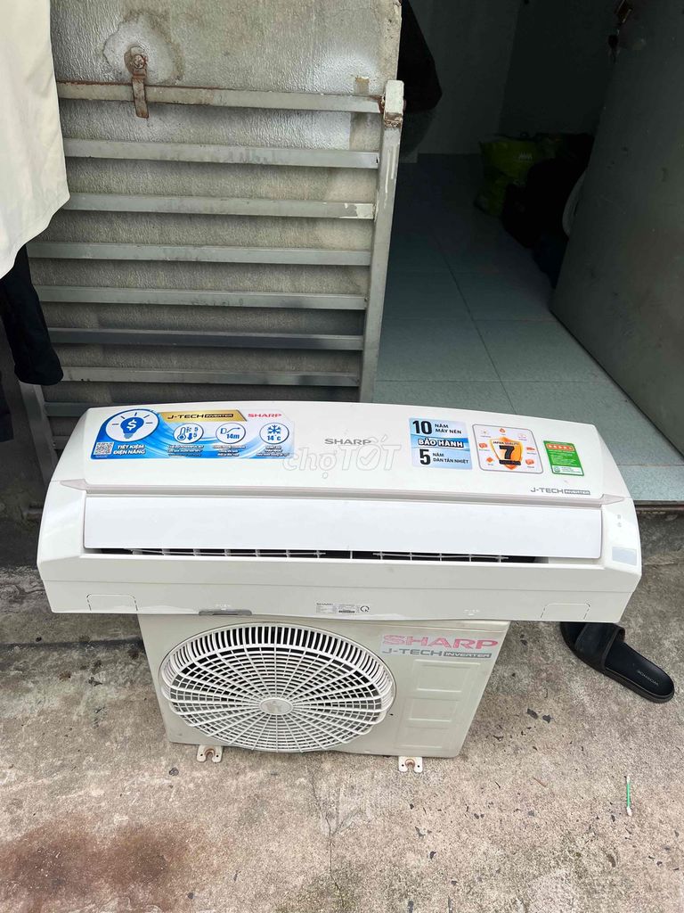 Máy lạnh Sharp Inverter 1 ngựa Trắng. Mua bán Máy lạnh, điều hoà tại Quận Tân Bình Tp Hồ Chí Minh được đăng bởi Nguyen Hai hình 1