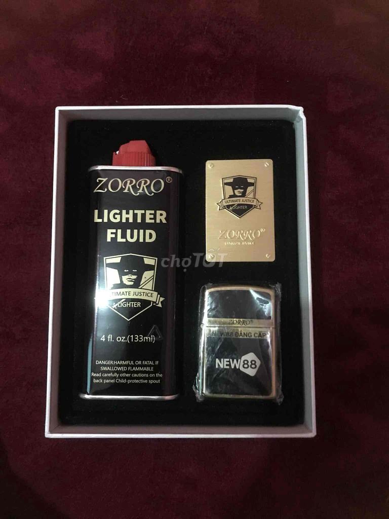 Bật lửa Zorro Kim loại Đen, Vàng. Mua bán Đồ sưu tầm, đồ cổ tại Huyện Hòa Thành Tây Ninh được đăng bởi Tên chưa cung cấp hình 1