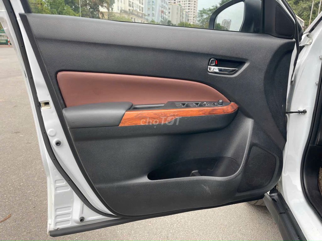 Suzuki Vitara 2016 1.6 AT. Mua bán Ô tô tại Quận Hà Đông Hà Nội được đăng bởi Long Nguyễn Hoàng hình 11