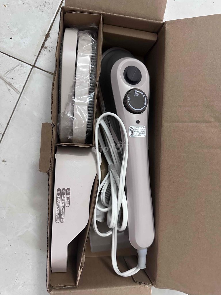 Bàn ủi hơi nước Hồng nhạt. Mua bán Nội thất, đồ gia dụng khác tại Thành phố Sóc Trăng Sóc Trăng được đăng bởi Phạm Toàn Thắng hình 1