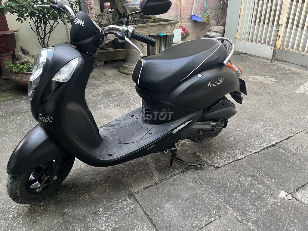 Sym elite 50cc đời 2019 xe ít đi. Mua bán Xe máy tại Quận Tây Hồ Hà Nội được đăng bởi Minh Long Công Nghĩa hình 3