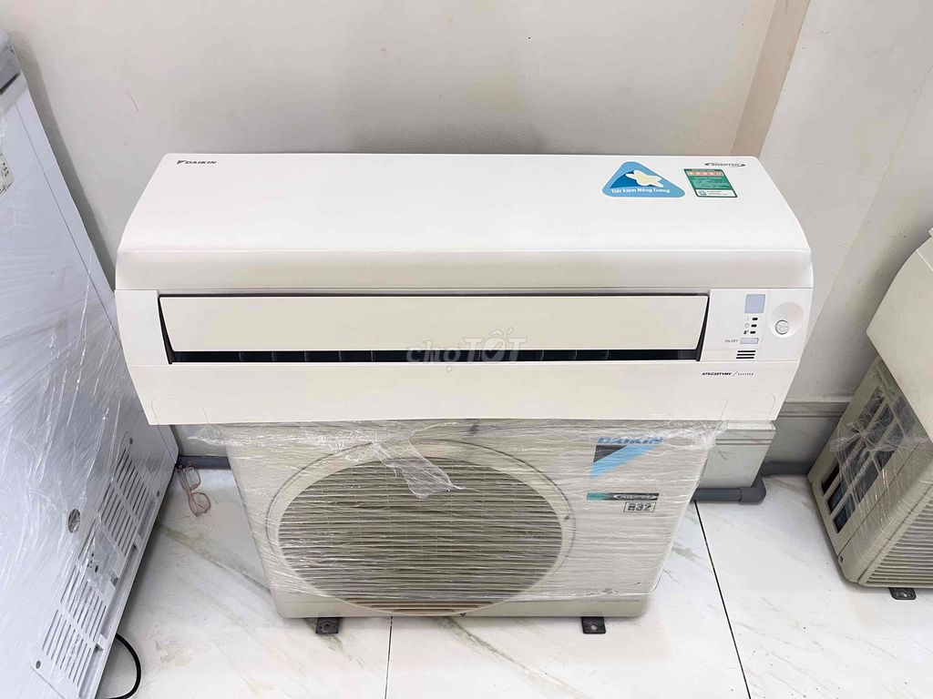 ✅Thanh lí máy lạnh DAIKIN 1hp INVETER mới 98%