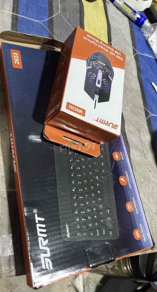Bàn phím Bluetooth SURMT Đen, kèm chuột. ( 130k ). Mua bán Phụ kiện (Màn hình, Chuột...) tại Huyện Hóc Môn Tp Hồ Chí Minh được đăng bởi Tuấn Văn hình 1