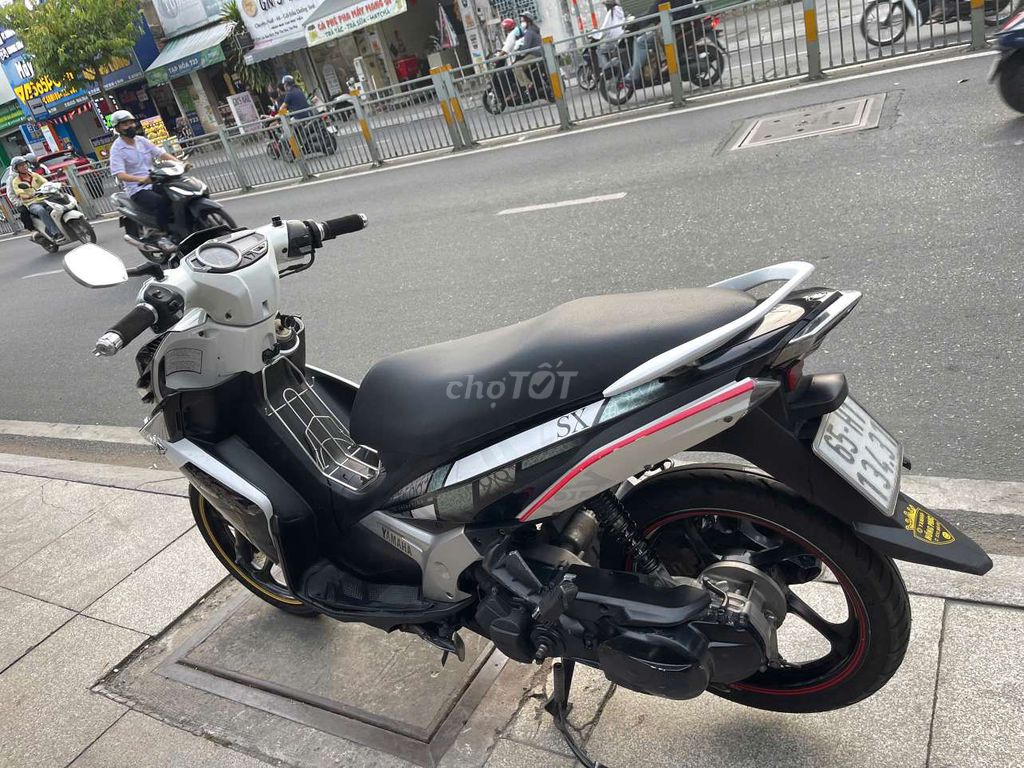 Yamaha Nouvo 5 2014 Trắng 90%