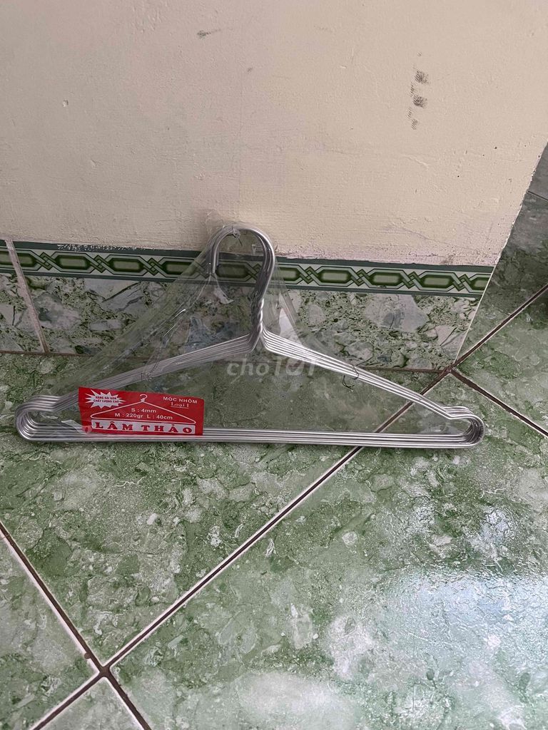 Móc treo quần áo Nhôm Lâm Thao Bạc. Mua bán Nội thất, đồ gia dụng khác tại Quận Cầu Giấy Hà Nội được đăng bởi Giang hình 1