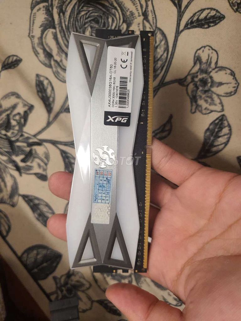 XPG AX4U300038G16A-DT60 DDR4 8GB Trắng. Mua bán Linh kiện (RAM, Card...) tại Quận Hai Bà Trưng Hà Nội được đăng bởi Nguyễn Gia Bảo hình 1