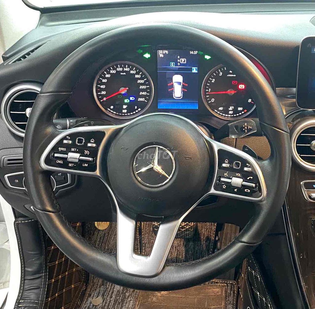 Mercedes Benz GLC 200 2022 Trắng 60000 km. Mua bán Ô tô tại Thành phố Thủ Đức Tp Hồ Chí Minh được đăng bởi Long Auto Vạn Phúc hình 5