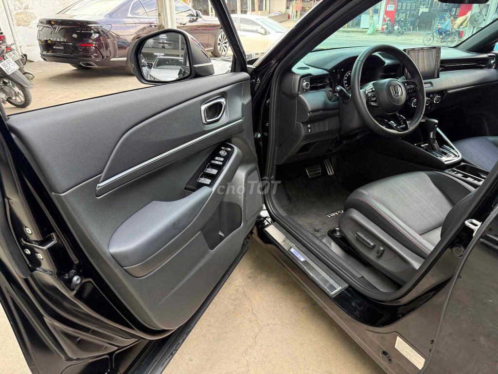 Honda HR-V 2023 RS - 12000 km. Mua bán Ô tô tại Thành phố Thủ Đức Tp Hồ Chí Minh được đăng bởi Long Auto Vạn Phúc hình 16