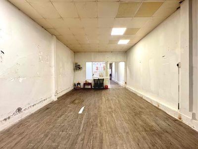 Townhouse 125 m² · 3 bed · Đường Hương Lộ 2