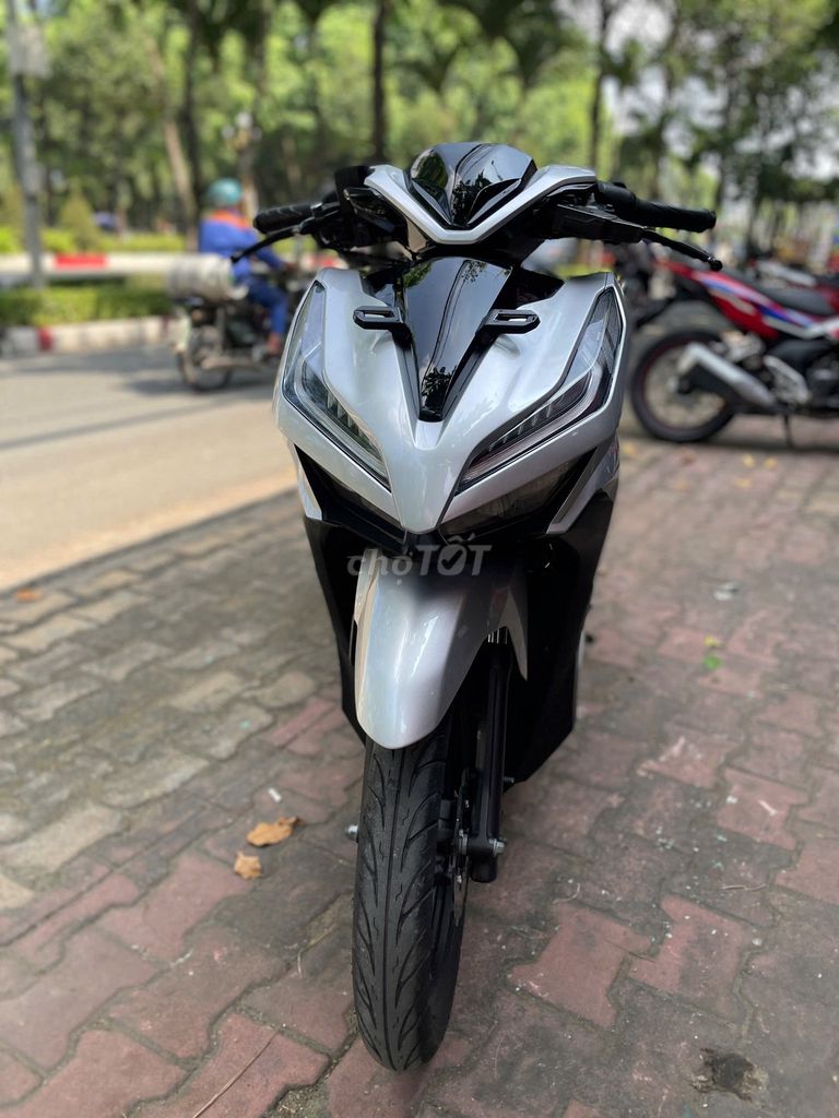 Honda Vario 150 2021 Bạc Smartkey. Mua bán Xe máy tại Thành phố Biên Hòa Đồng Nai được đăng bởi Phương nguyễn  hình 1
