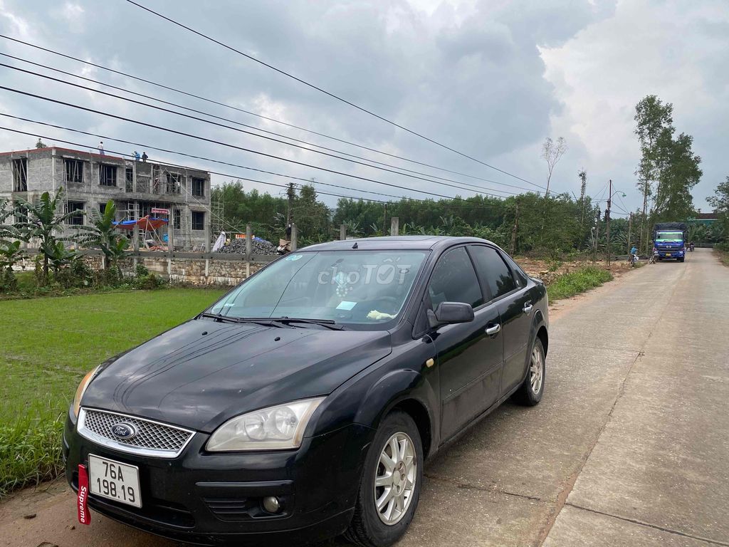 Ford Focus 2006 - 123456 km. Mua bán Ô tô tại Huyện Ba Tơ Quảng Ngãi được đăng bởi Lê Nghĩa hình 3