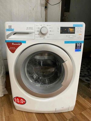 Em bán máy giặt Electrolux 10kg inverter. Mua bán Máy giặt tại Quận Hà Đông Hà Nội được đăng bởi Linh Electrolux