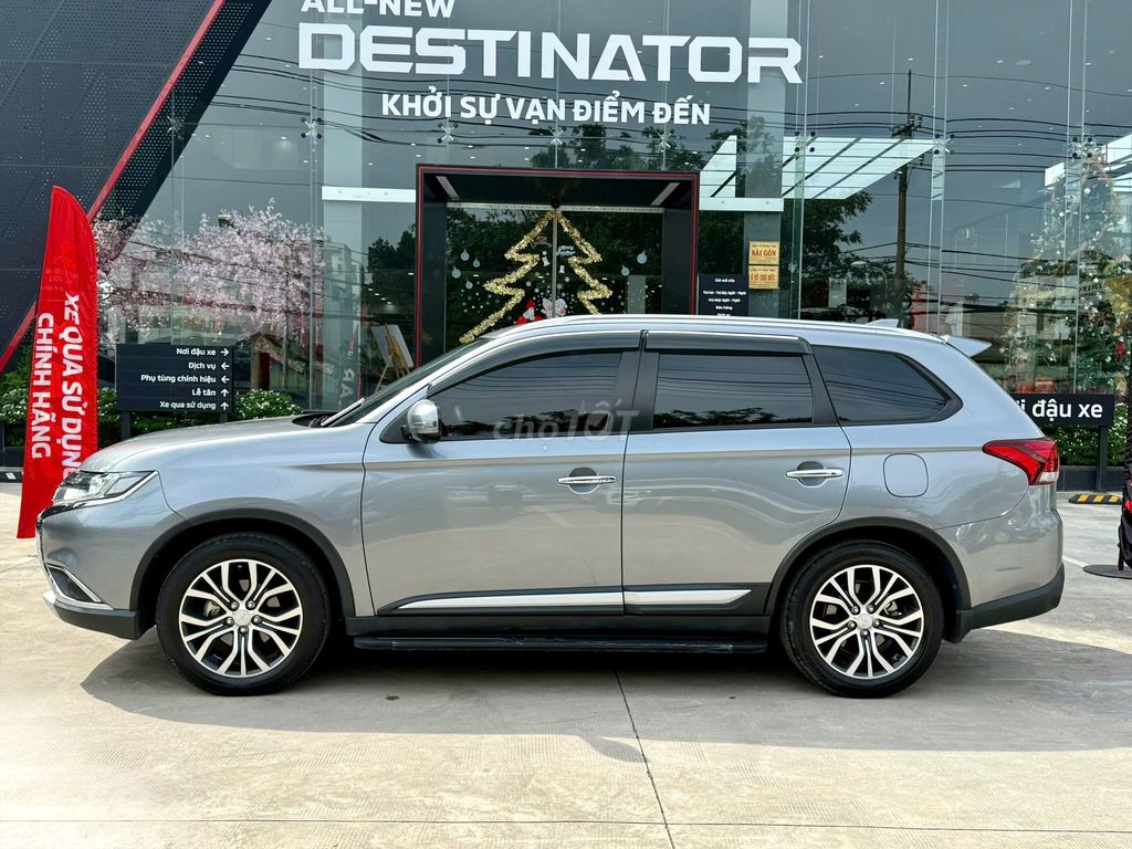 Mitsubishi Outlander CVT 2019 Xám 36.900 km. Mua bán Ô tô tại Thành phố Thủ Đức Tp Hồ Chí Minh được đăng bởi Mitsubishi Chính Hãng hình 5
