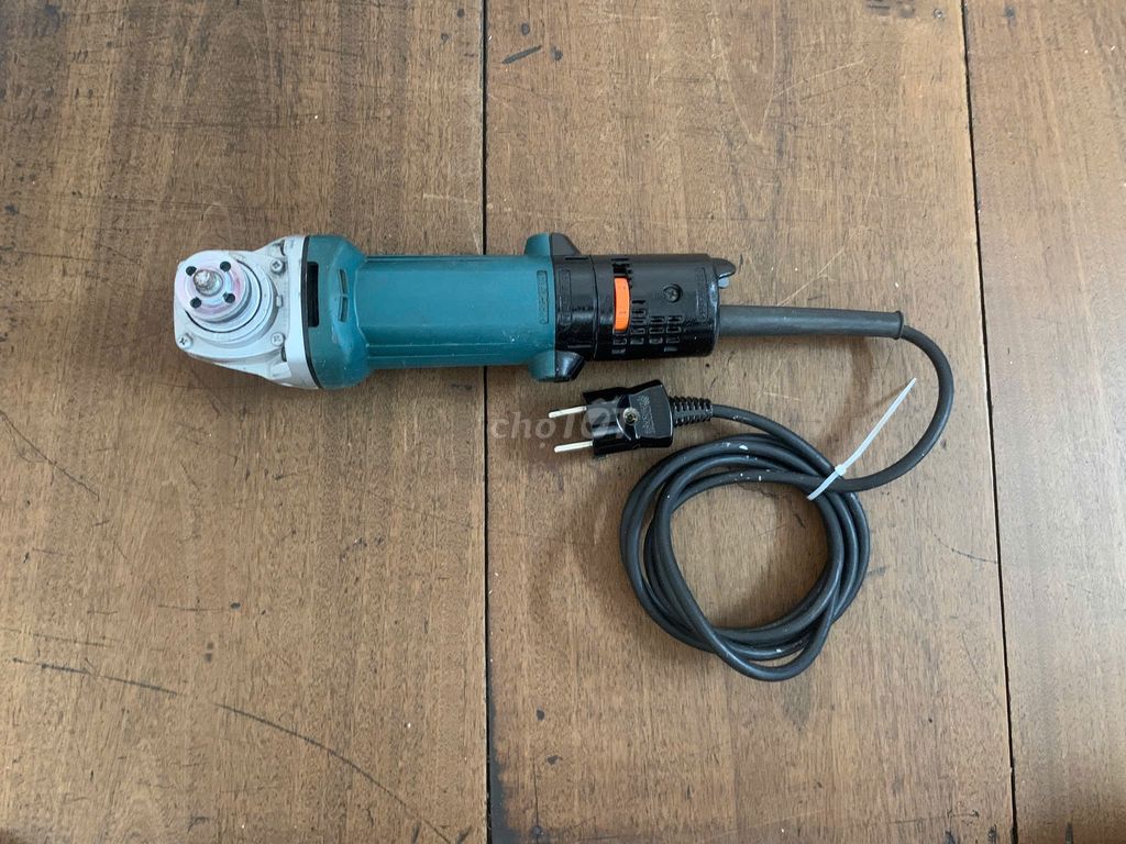 MÁY MÀI 1 TẤC MAKITA - 220V - CÓ GIẢM TỐC - BH 1TH. Mua bán Đồ chuyên dụng, Giống nuôi trồng tại Quận Tân Bình Tp Hồ Chí Minh được đăng bởi Nguyễn Quang Trường hình 1