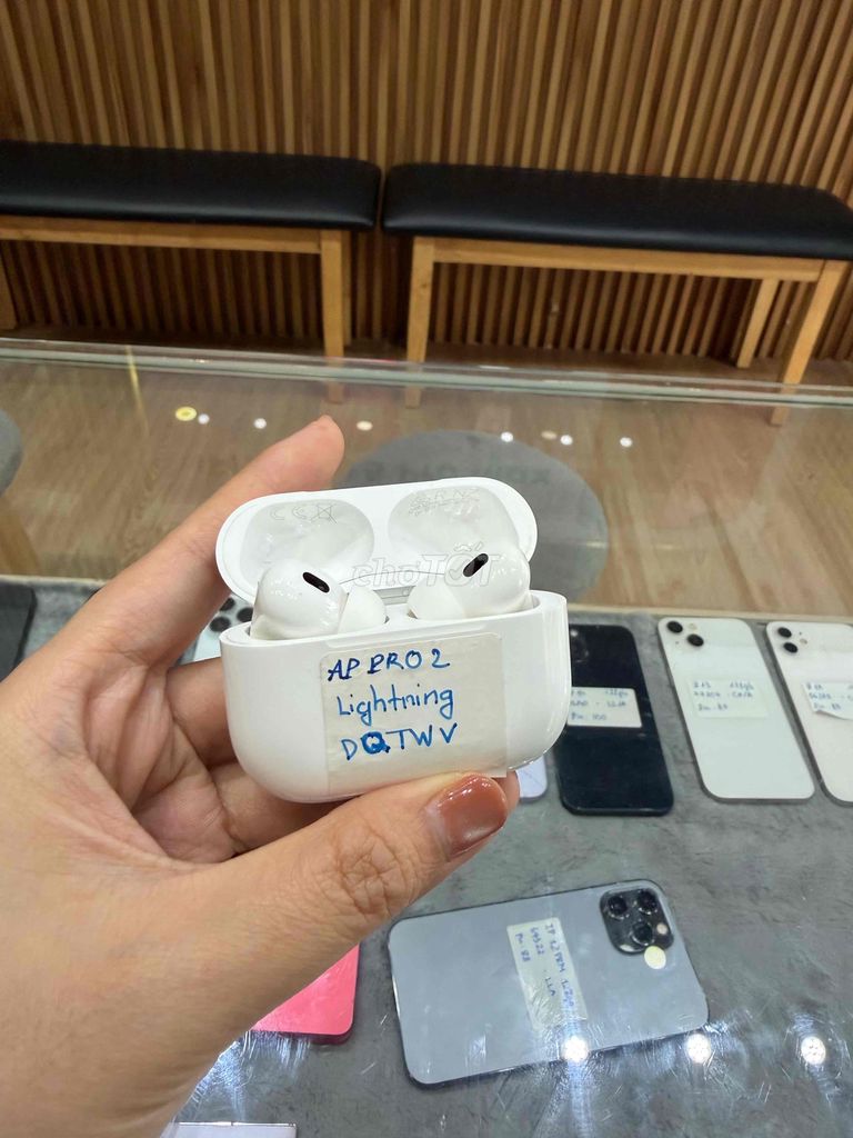 AirPods Pro 2 Lightning chính hãng bh 6 tháng. Mua bán Tivi, Âm thanh tại Quận 10 Tp Hồ Chí Minh được đăng bởi Đăng Sơn Store hình 1