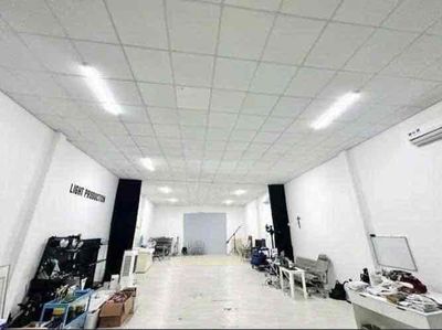 Townhouse 240 m² · 1 bed · Đường Vườn Lài