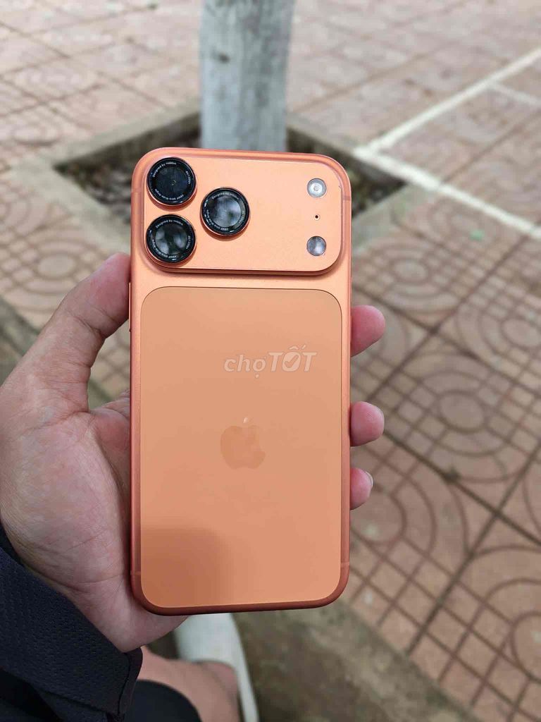 iPhone 17 Pro Max 256GB Cam. Mua bán Điện thoại tại Thành phố Buôn Ma Thuột Đắk Lắk được đăng bởi Tèo hình 1
