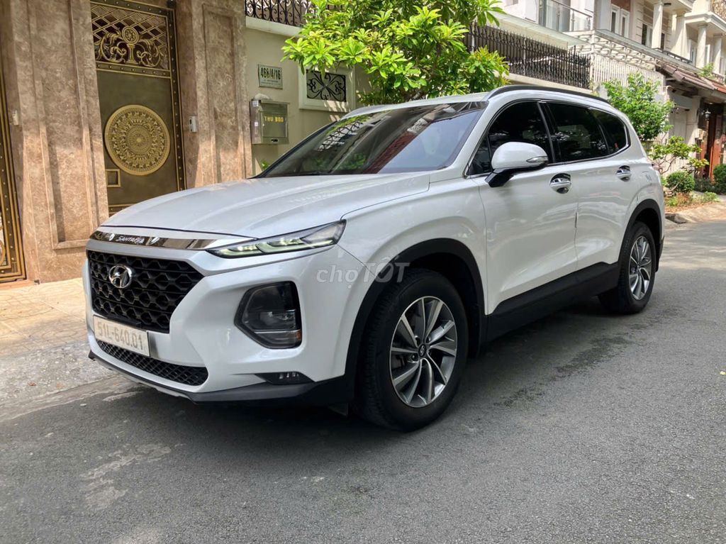 Gia đình cần bán xe Hyundai Santa Fe dầu SX 2019. Mua bán Ô tô tại Quận Gò Vấp Tp Hồ Chí Minh được đăng bởi Mạnh Hùng hình 1