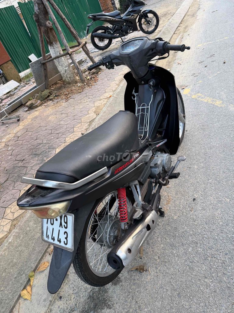 Sirus liên doanh máy ngon tất cả chức năng ok 6tr. Mua bán Xe máy tại Thành phố Quảng Ngãi Quảng Ngãi được đăng bởi Hien hình 7