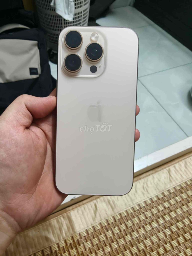 Apple iPhone 16 Pro 128Gb Sa mạc VNA Đã sử dụng. Mua bán Điện thoại tại Quận Cầu Giấy Hà Nội được đăng bởi Trần Quân hình 1