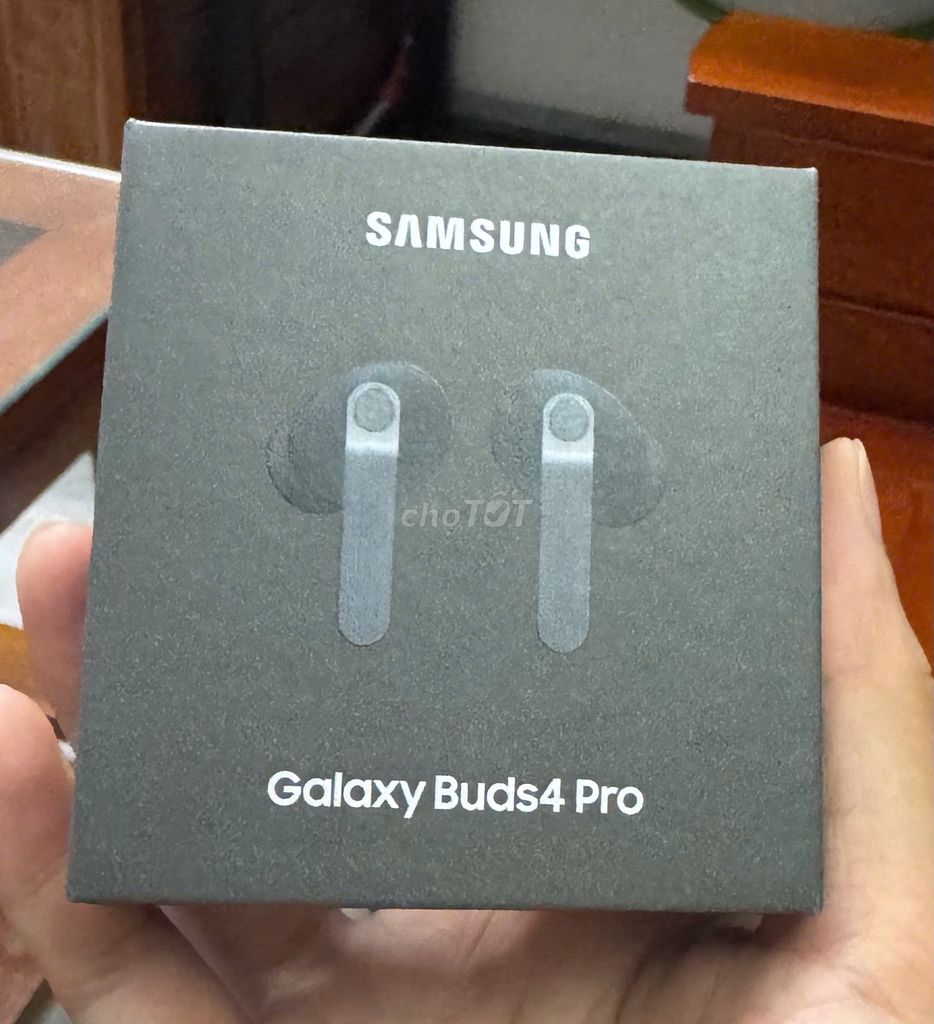 Tai nghe Samsung Galaxy Buds4 Pro Nguyên seal. Mua bán Tivi, Âm thanh tại Huyện Yên Phong Bắc Ninh được đăng bởi Thuy Trang Nguyen hình 1