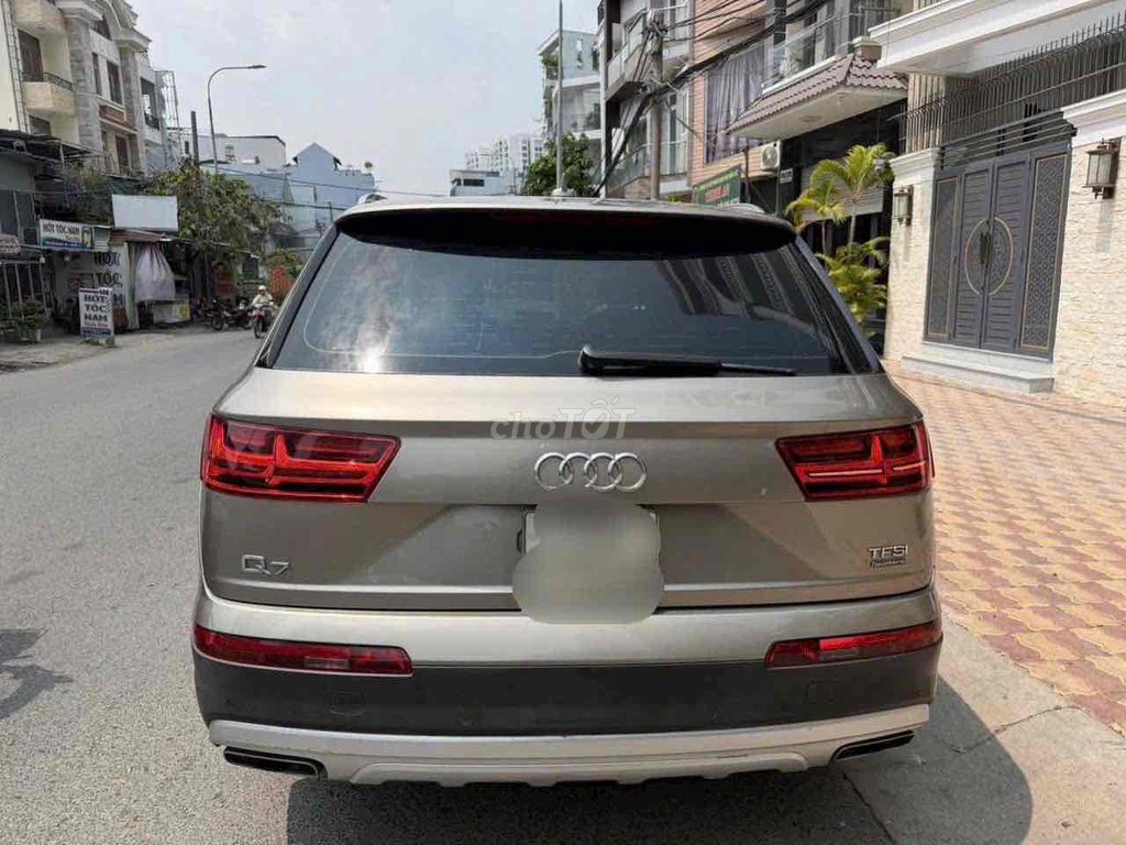 Audi Q7 2016 photo 4