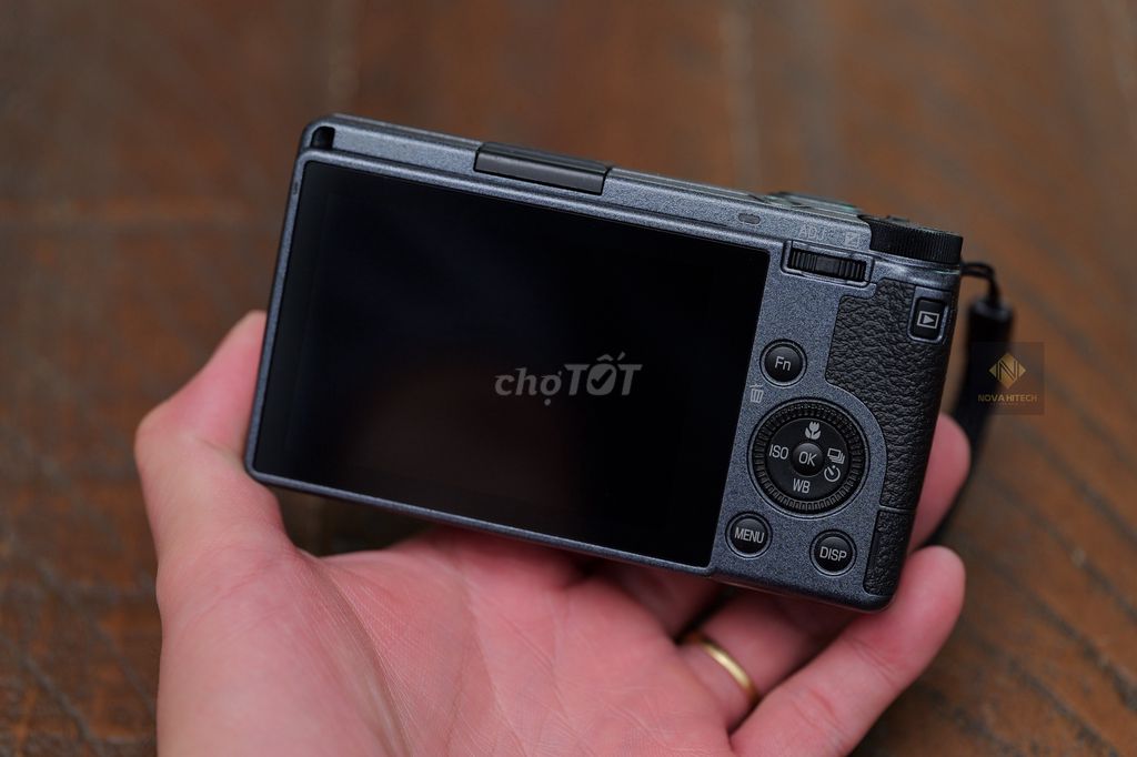 Máy ảnh Ricoh GRiiix Urban Edition Xám cũ. Mua bán Máy ảnh, Máy quay tại Quận 3 Tp Hồ Chí Minh được đăng bởi NOVA HITECH hình 1