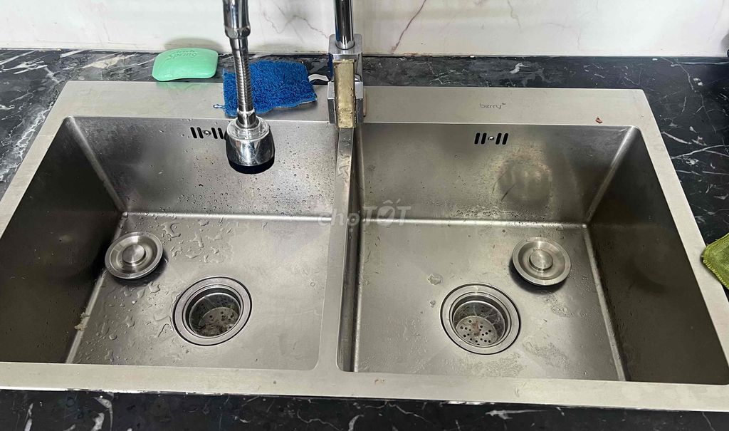 Thanh lý bồn rửa + giá úp chén inox