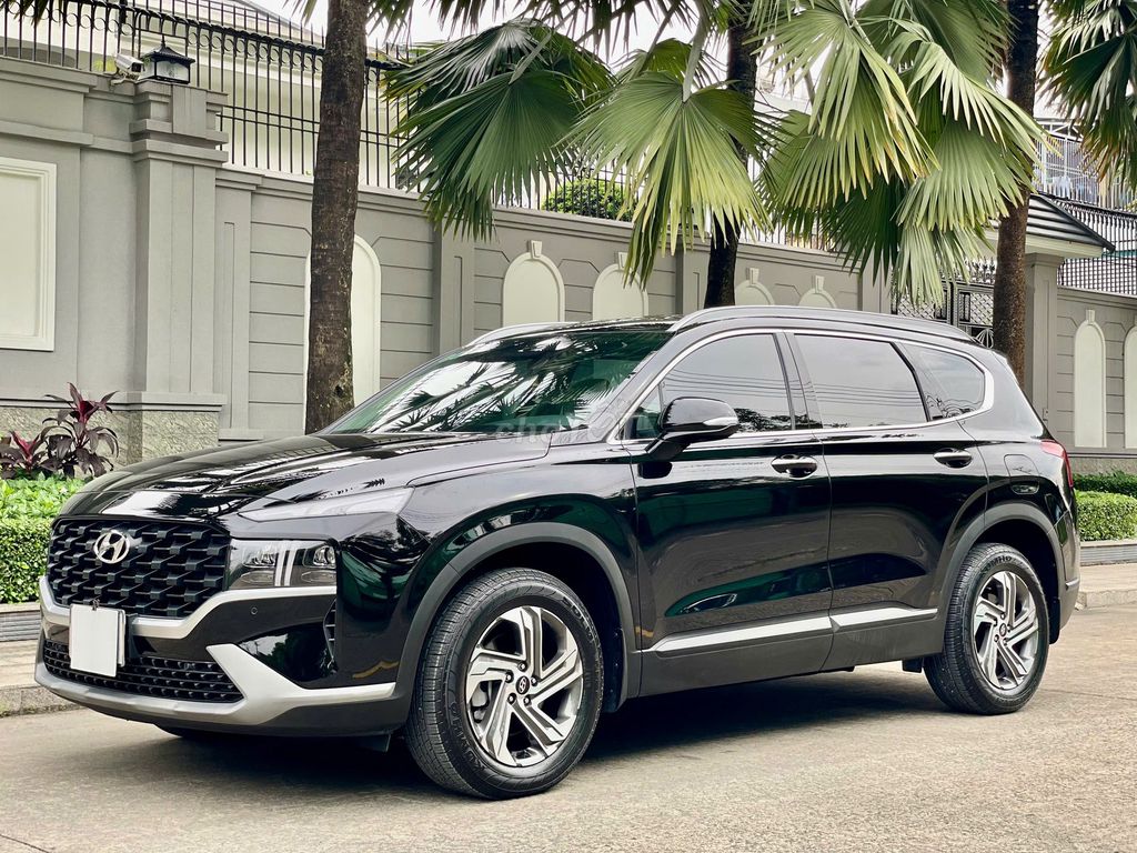 Hyundai Santa Fe 2.2 tiêu chuẩn 2023 - 19000km. Mua bán Ô tô tại Thành phố Dĩ An Bình Dương được đăng bởi Siêu Thị Ô Tô Bình Dương  hình 3