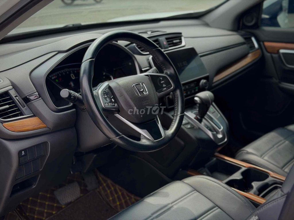 Honda CR V 2018 G - 23000 km - Gia đình 1 Chủ. Mua bán Ô tô tại Quận Bình Tân Tp Hồ Chí Minh được đăng bởi Huỳnh Thái Đảm hình 7