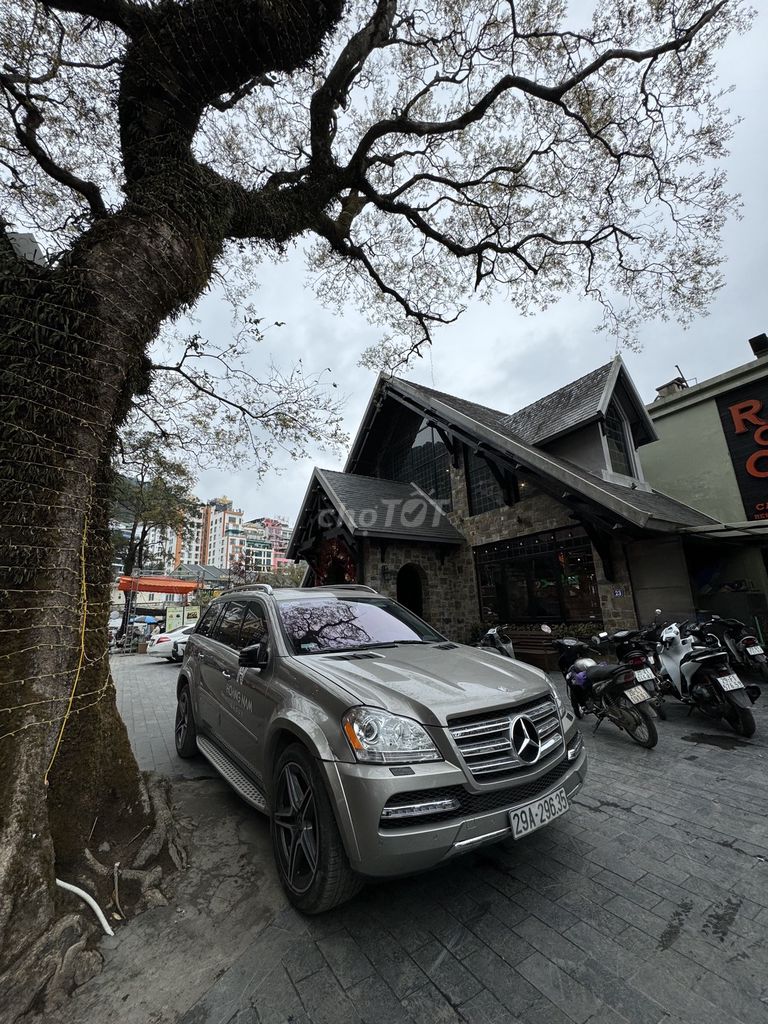 Gia đình có Merc GL550 đklđ 2009 sx 207 rất đẹp. Mua bán Ô tô tại Quận Tây Hồ Hà Nội được đăng bởi Nam Tước hình 10