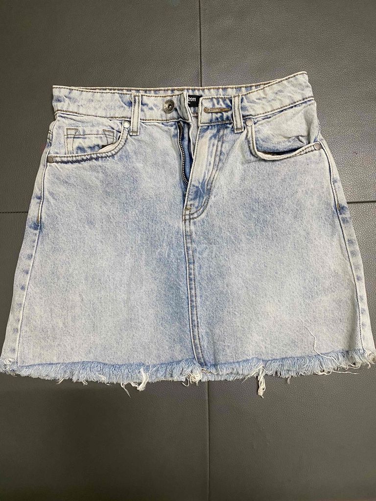 Chân váy jean KIDO nữ size S. Mua bán Quần áo tại Thành phố Thủ Đức Tp Hồ Chí Minh được đăng bởi Phuong hình 1