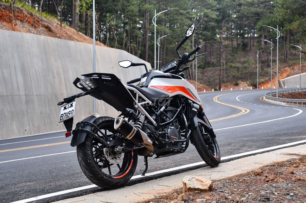 Mình bán KTM Duke 390 2022 15700 km chính chủ. Mua bán Xe máy tại Thành phố Thủ Đức Tp Hồ Chí Minh được đăng bởi Minh Trí hình 11