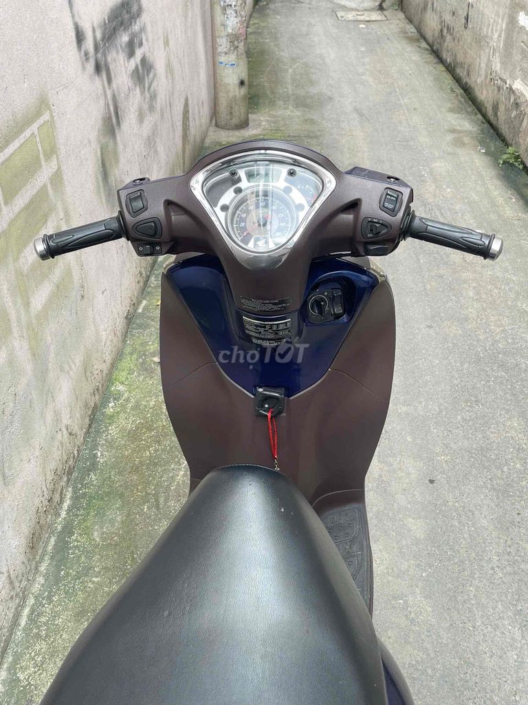 SH Mode 2014 chính chủ khoá smartkey. Mua bán Xe máy tại Thành phố Thủ Đức Tp Hồ Chí Minh được đăng bởi Lê Hạnh hình 4