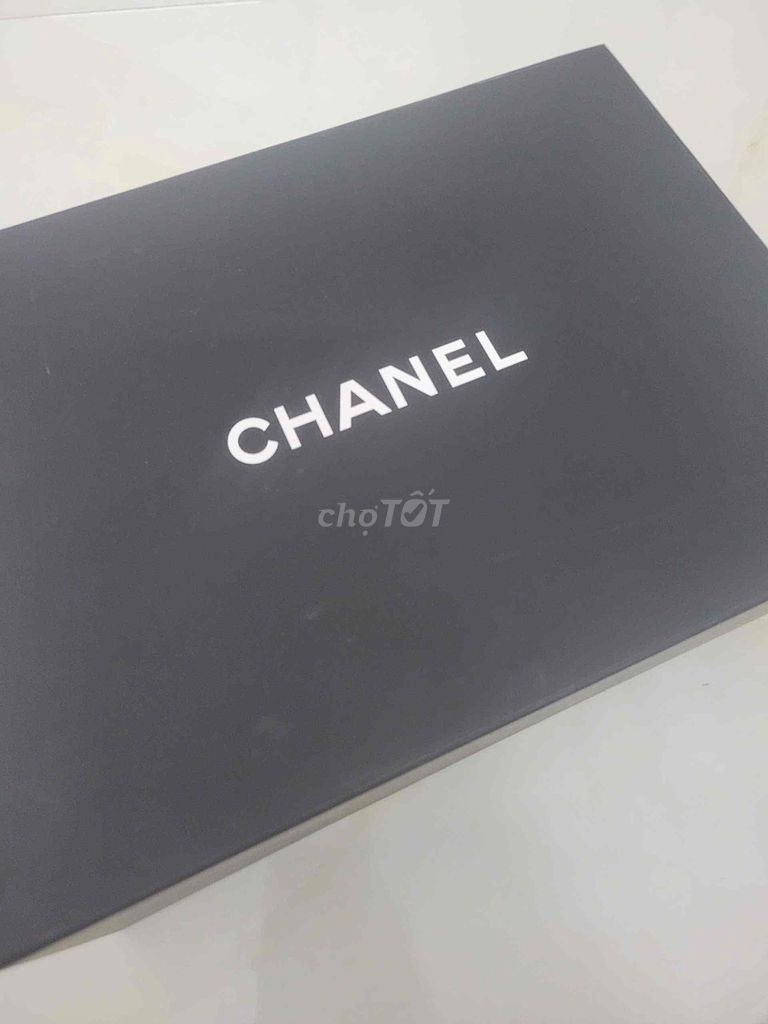 Thanh lý túi kiểu Chanel màu đen. Mua bán Túi xách tại Quận Sơn Trà Đà Nẵng được đăng bởi Lệ Quyên Dương hình 1