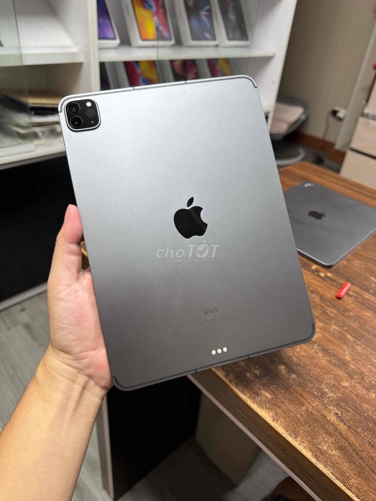 Apple iPad Pro M1 128GB Xám 99%. Mua bán Máy tính bảng tại Quận Hoàng Mai Hà Nội được đăng bởi Cảnh Hà  hình 1