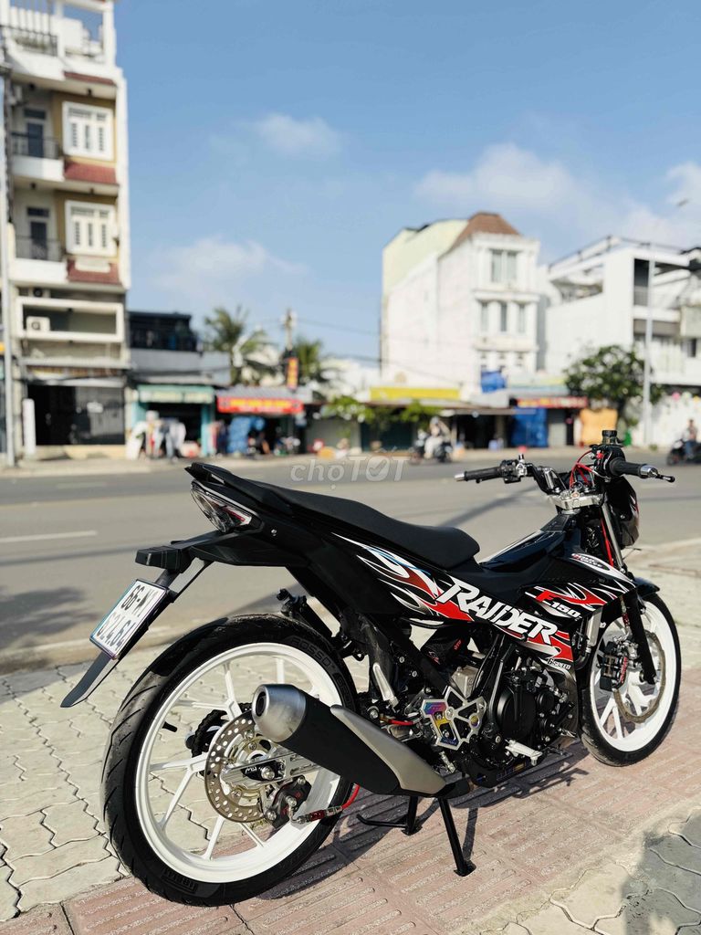 Suzuki Raider 150 Fi 2021 dọn kiểng full new. Mua bán Xe máy tại Quận 8 Tp Hồ Chí Minh được đăng bởi Giang Vo hình 2