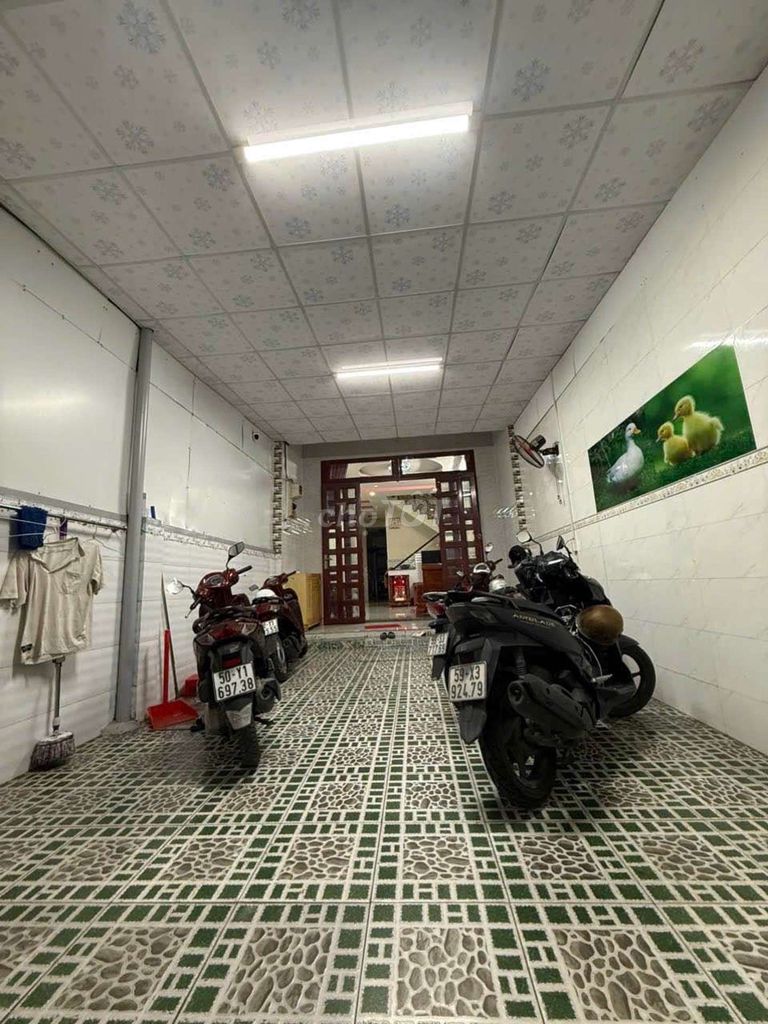 Q12 Mặt tiền Nguyễn Thị Kiểu 96M2 3Tầng Hơn 8 Tỷ TL - ảnh 3