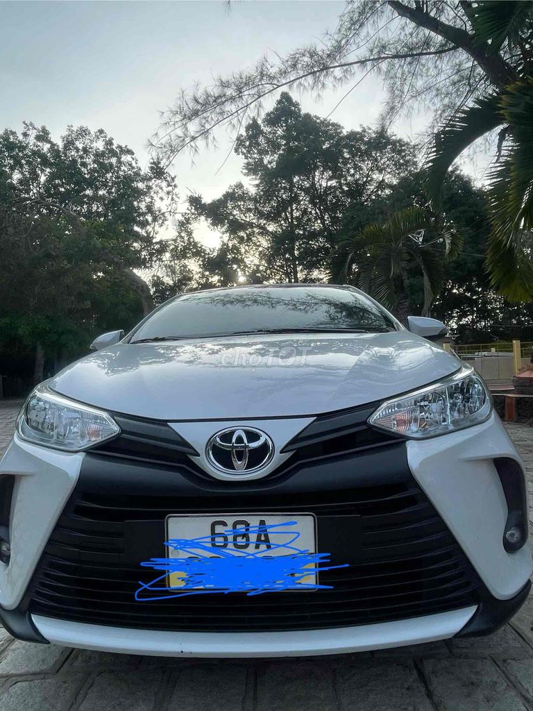 Toyota Vios 2022 số sàn trùm mền