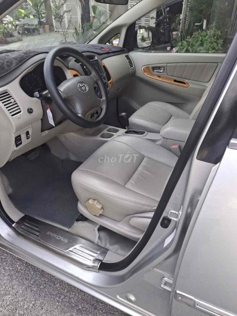 gia đình cần bán một xe toyota innova V đời 2009. Mua bán Ô tô tại Quận 12 Tp Hồ Chí Minh được đăng bởi phan hoang minh hình 10