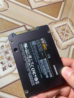 SSD Samsung 1TB 870 Chuẩn zin usa 100%. Mua bán Linh kiện (RAM, Card...) tại Quận 4 Tp Hồ Chí Minh được đăng bởi Jerry Tran