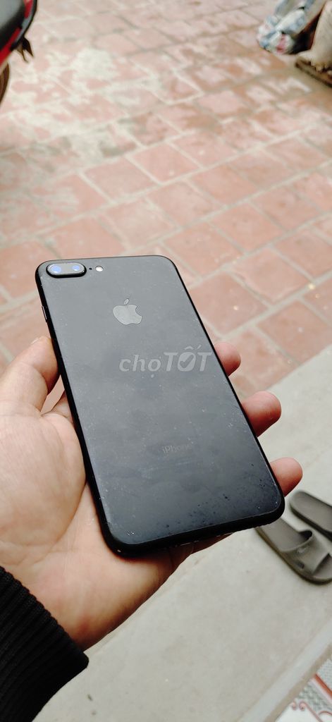 Apple iPhone 7 Plus 128GB Đen mới sử dụng. Mua bán Điện thoại tại Huyện Thanh Trì Hà Nội được đăng bởi Chi hình 1
