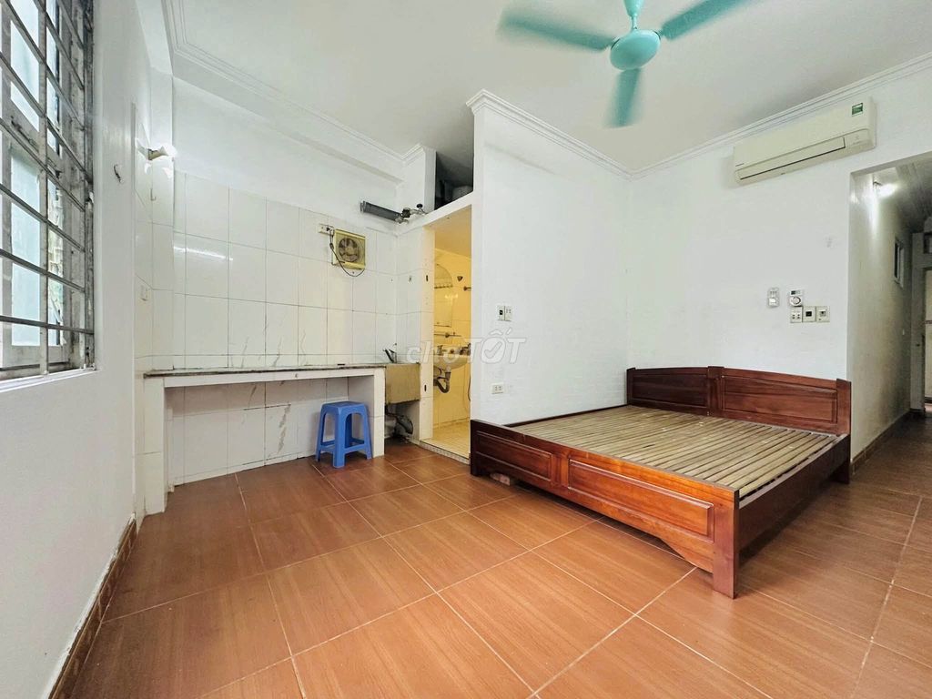Phòng trọ 24 Kim Đồng gần Bách Kinh Xây